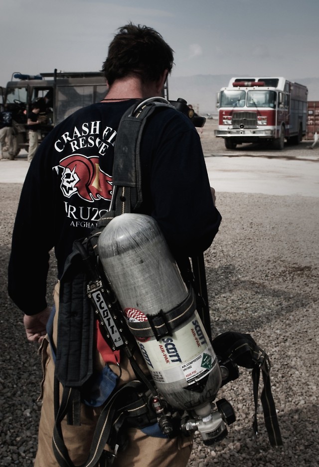 U.S. firefighters bring fight to Afghanistan