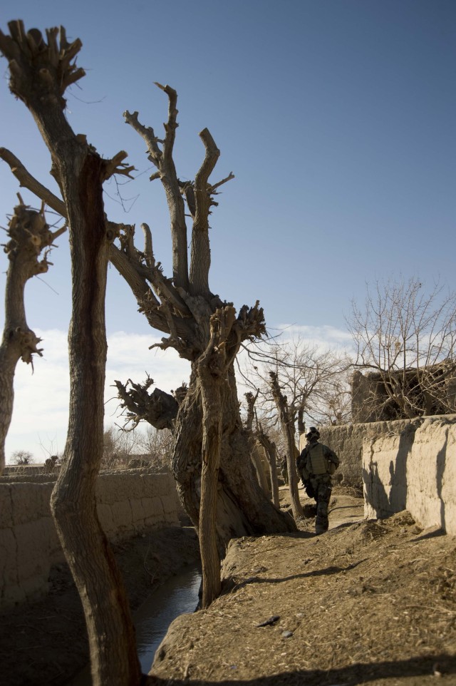 U.S. Special Forces Soldiers help secure Kandahar&#039;s Panjwai District