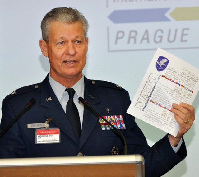 EUCOM co-hosts military religious leaders in Prague