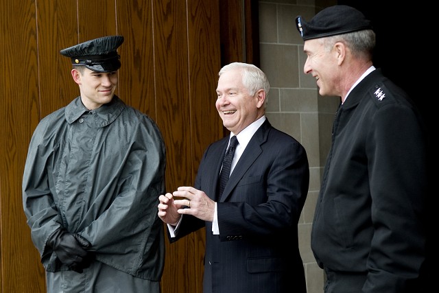 Gates visits West Point, N.Y.