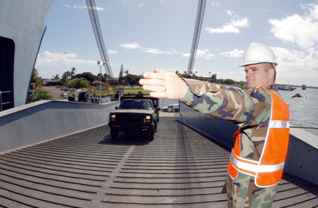 The Quiet Professionals: USAG-HI supports deployment cycle