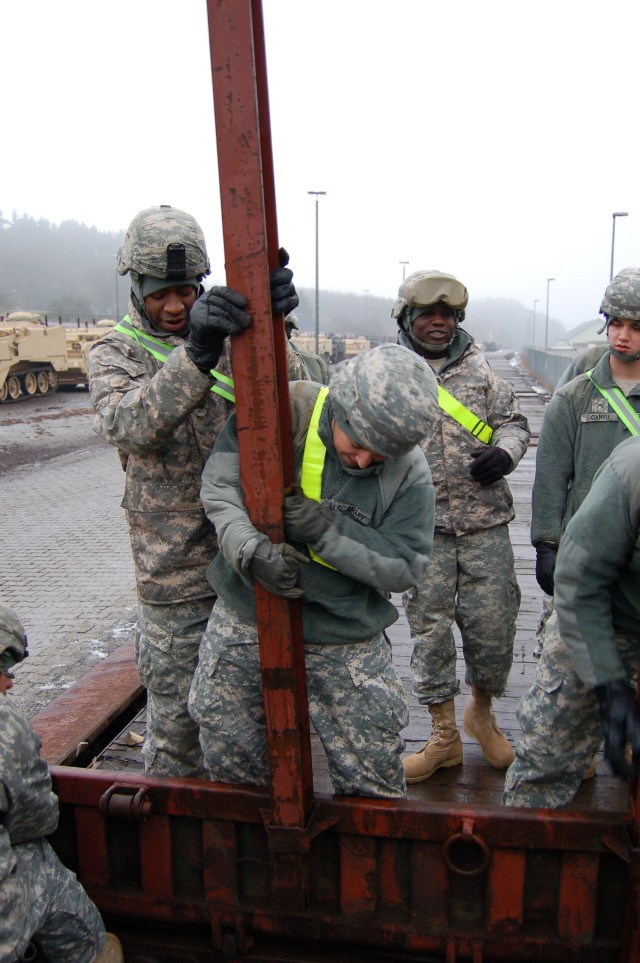 66th Trans. Co. supports deploying units across Germany