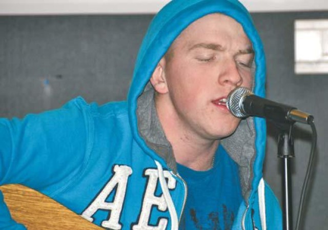 Open mic Thursday highlights local creativity, talent