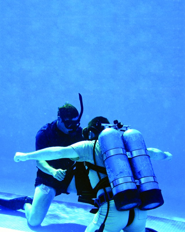 Going Deep at the Combat Diver Qualification Course