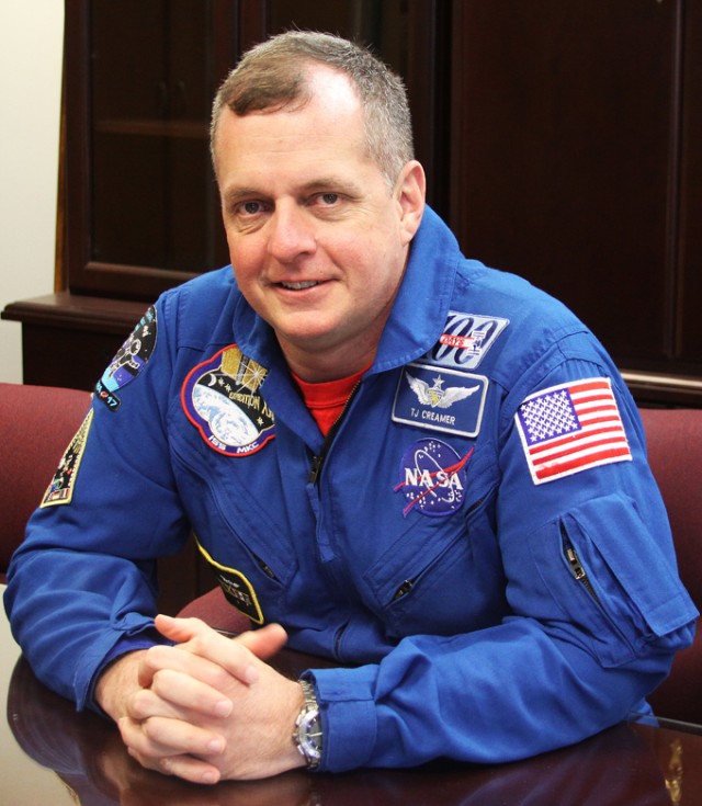 Army astronaut shares stories with West Point community