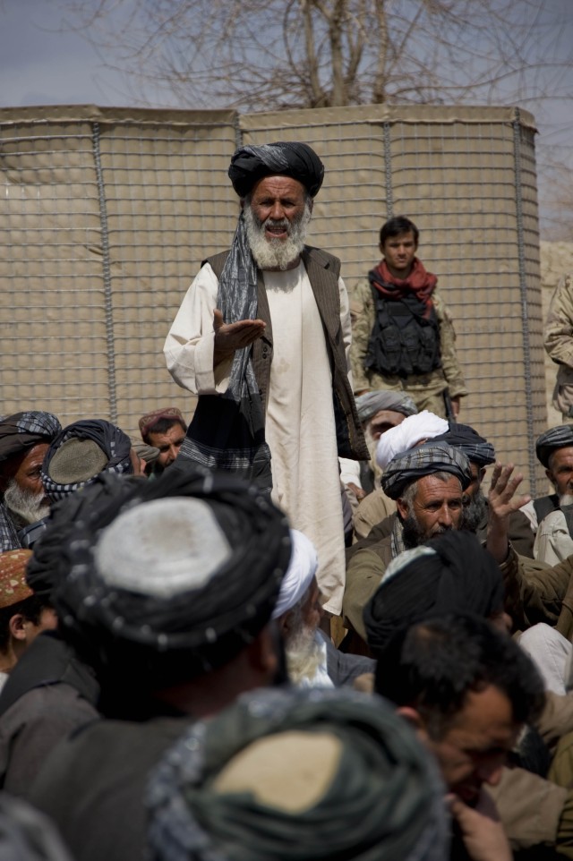 &#039;It starts here&#039;: District Governor gives guidance on security to Kandahar villagers