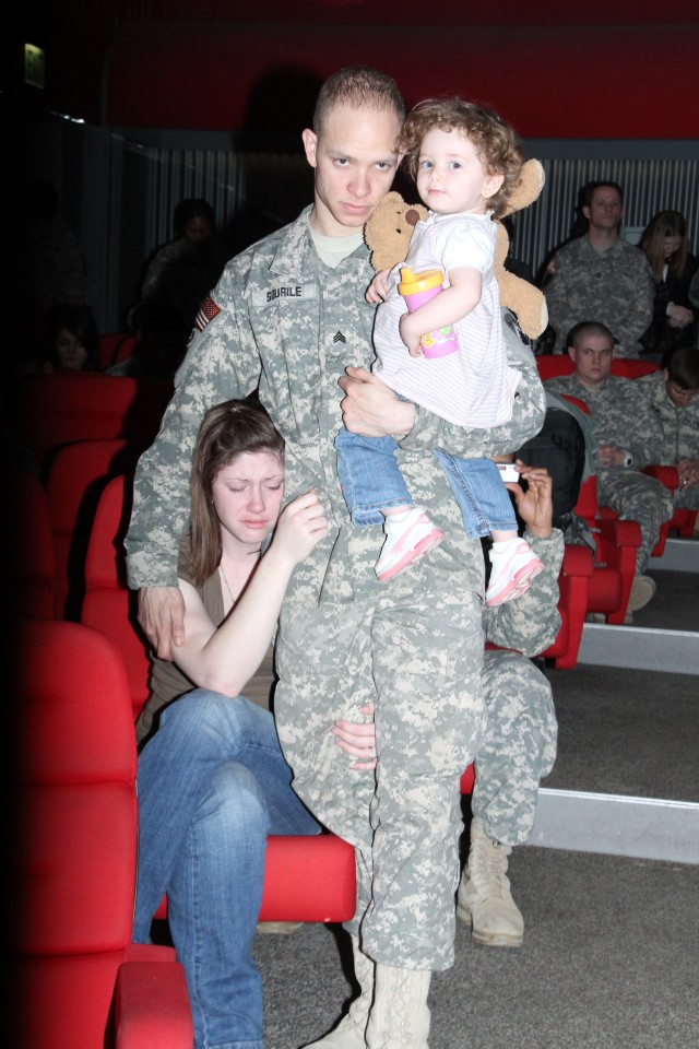 Signal Soldiers Deploy to Afghanistan