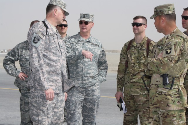 AMCOM commander visits Afghanistan