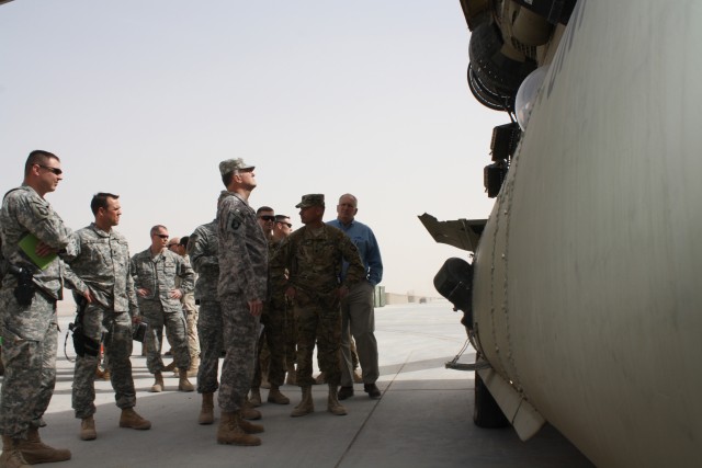 AMCOM commander visits Afghanistan