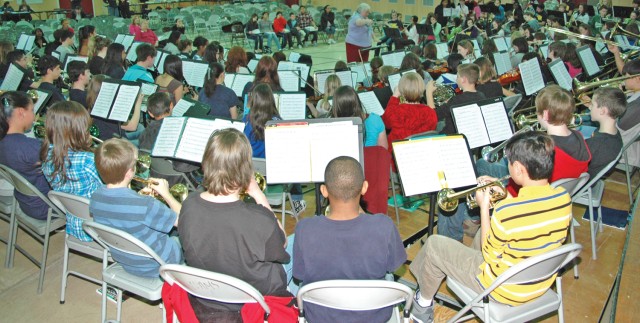 DoDDS-Europe middle school musicians team up for honors concert, workshop