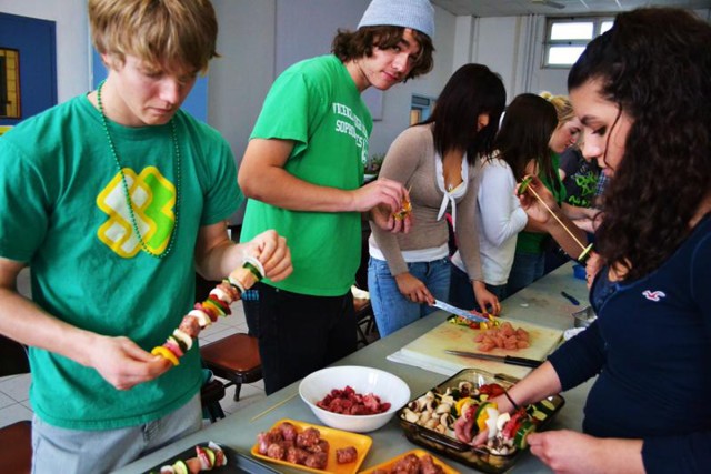 Vicenza seniors prep for life after high school