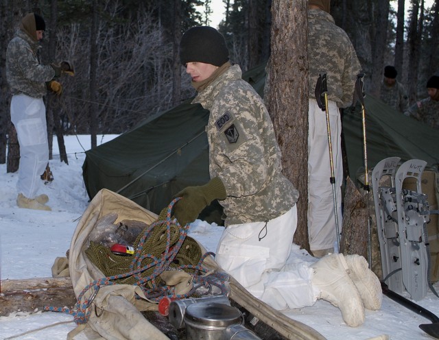 Battling cold at Army&#039;s northern warfare school