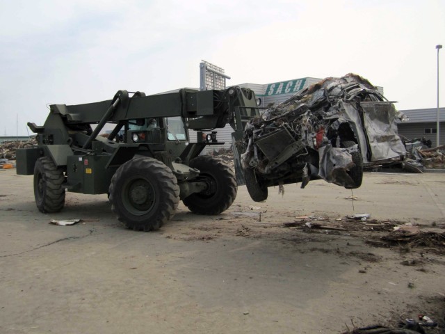 Army, Marines dig out Japan in combined, joint effort