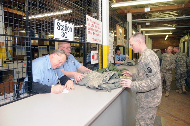Fort McCoy CIF ensures Soldiers have proper equipment