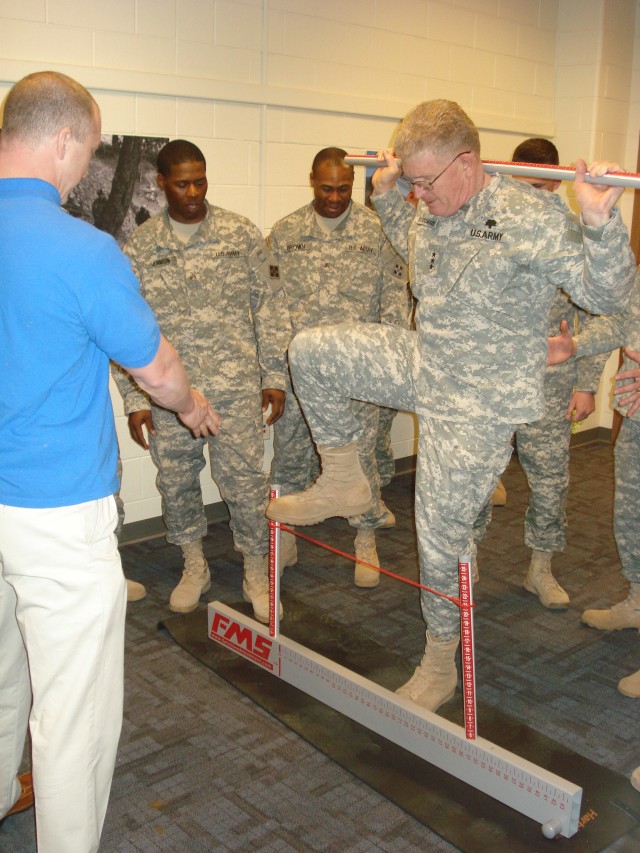 Surgeon general observes Warrior training