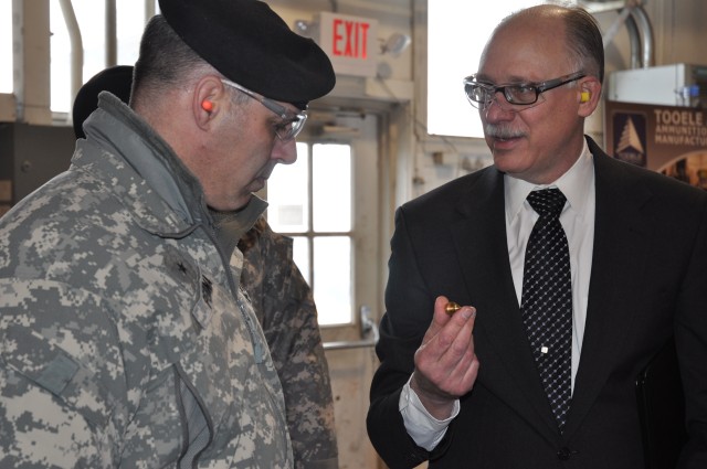 New general for Joint Munitions Command visits Tooele Army Depot