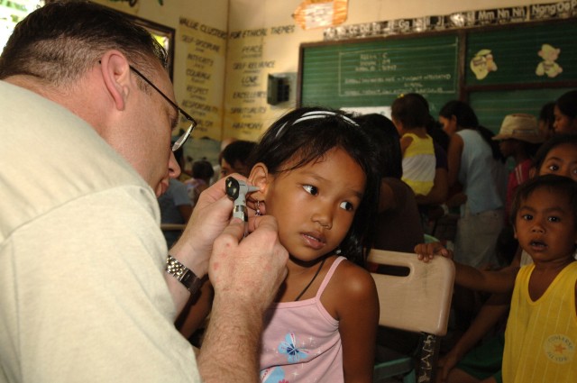 Seeing to help hearing