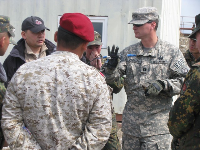 Third Army, Kyrgyzstan conduct EOD information exchange