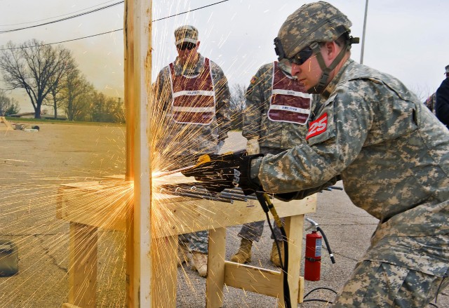 U.S. Army engineers compete in Best Sapper Competition