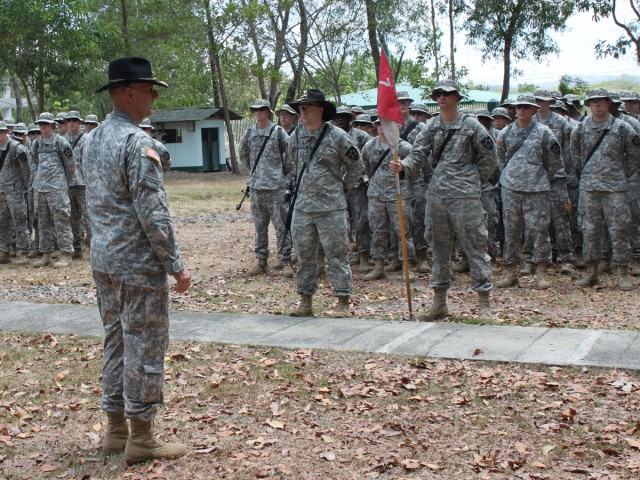 2nd ID commander visits Soldiers in Philippines