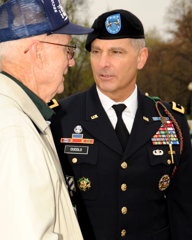 Cucolo escorts Honor Flight Veteran