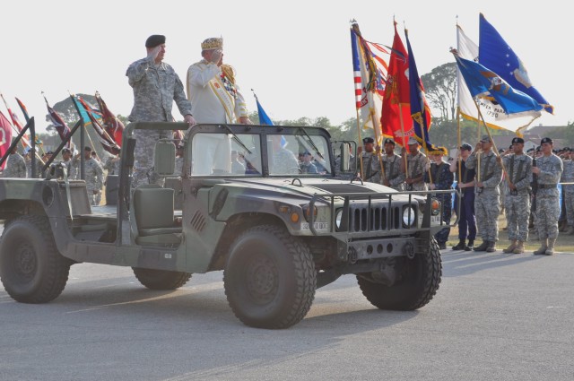Lt. Gen. Rick Lynch and El Rey Feo, Bill Drain, review the troops