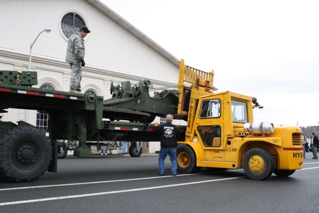 New York Army National Guard Returns High-Tech Cannon to Watervliet Arsenal