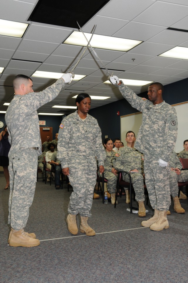 Aeromedical Research Laboratory hosts 1st NCO induction