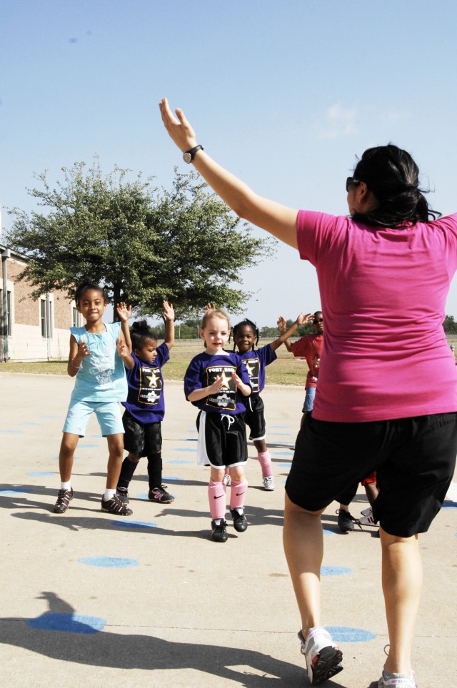 Let&#039;s Move initiative gets Fort Hood families active