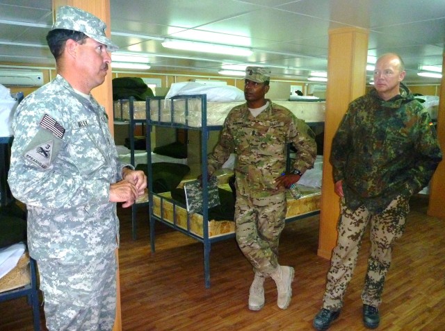 DCOM-RS sergeant major tours northern police training sites