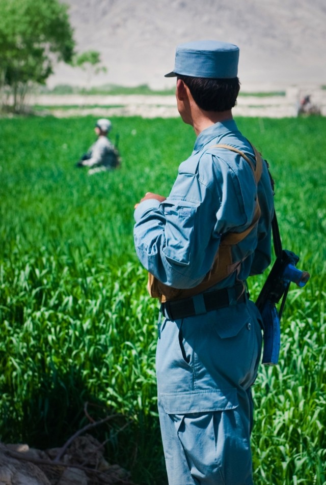 Afghan tip helps ANP and 2SCR platoon prevent rocket attack