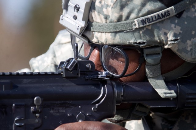 U.S. Army Alaska names NCO, Soldier of the year