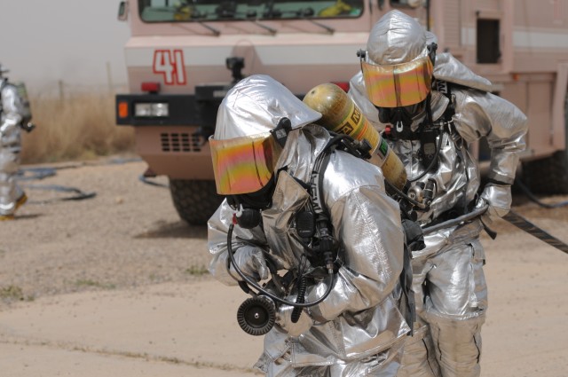 U.S., Iraqi firefighters gather for joint egress exercise