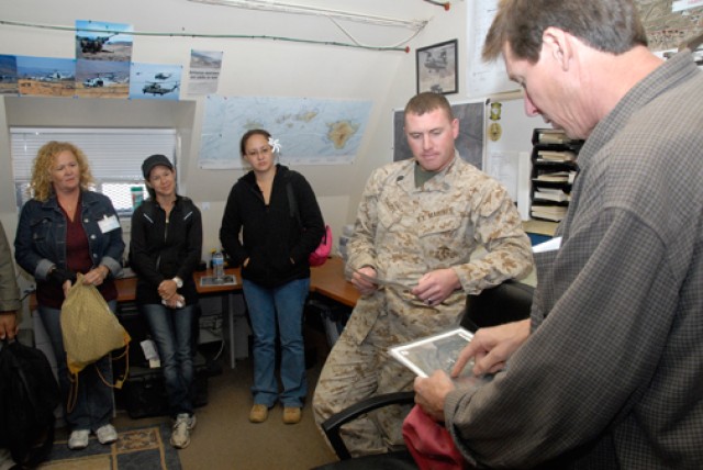 USAG-HI fellows learn about PTA&#039;s natural, cultural resources  