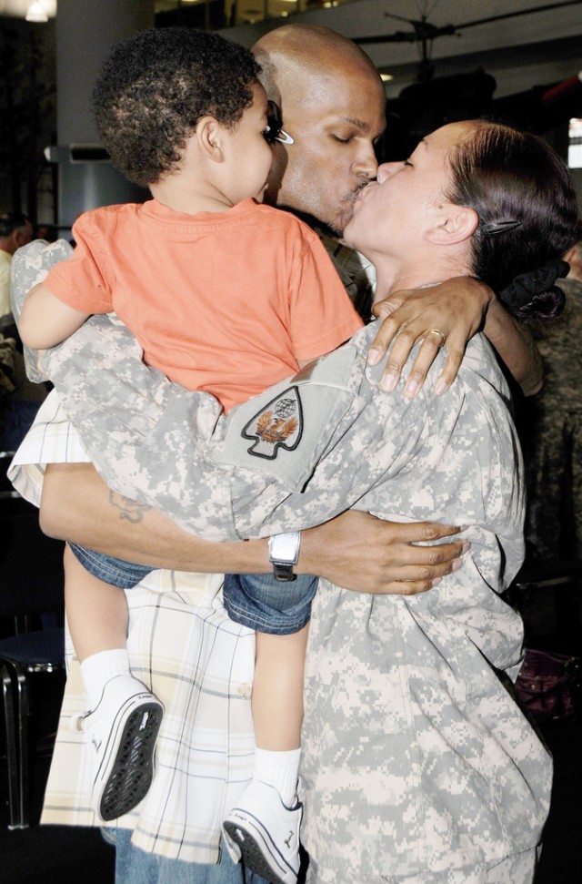 Family, friends, welcome 164th TAOG Soldiers home