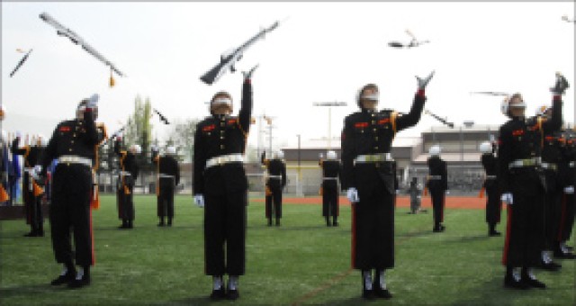 Sports competition strengthens alliance KATUSA Friendship Week attracts Soldiers to the courts