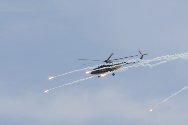 Air support at Lion&#039;s Leap