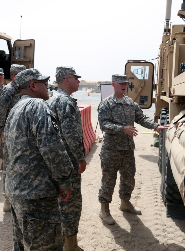 Kansas Adjutant General Visits Fellow Kansas Guardsmen