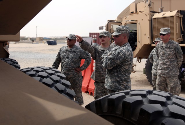 Kansas Adjutant General Visits Fellow Kansas Guardsmen