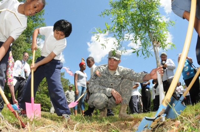 Soldiers Support Community Arbor Day Activities