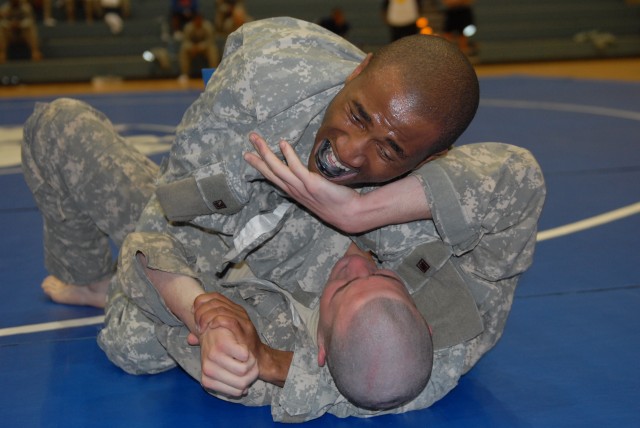 16th Sustainment Brigade Soldiers vie for Warrior Leader and Warrior of the Year titles
