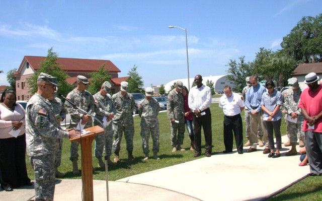 Hunter community prays together, stays together during National Day of Prayer