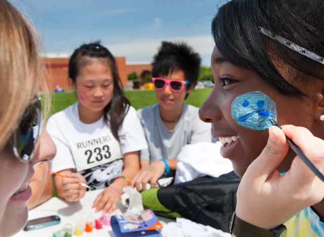 Clusters unite students, fun at Meade Madness
