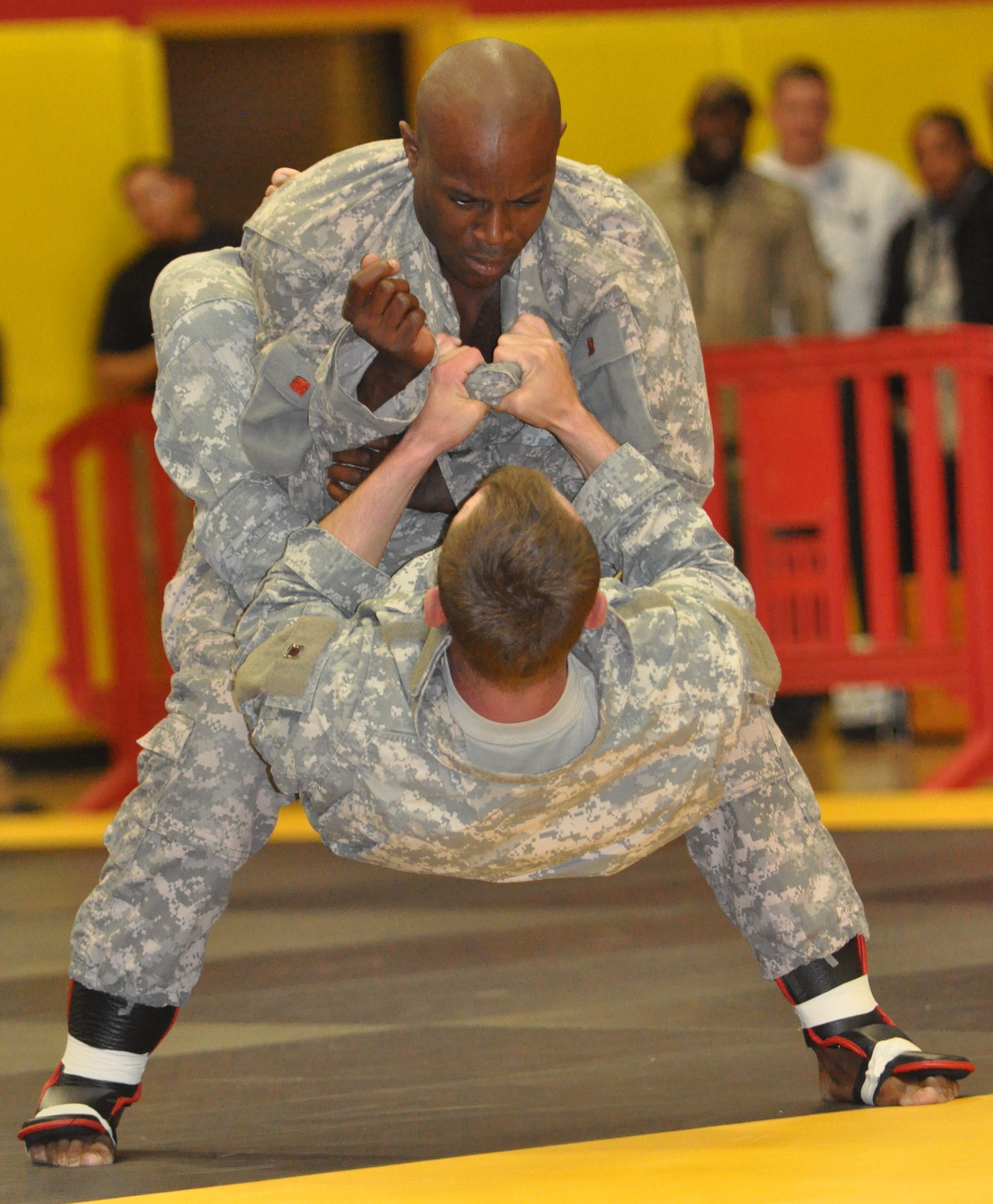 Fort Irwin Soldiers take to the mat for Warrior Challenge Article