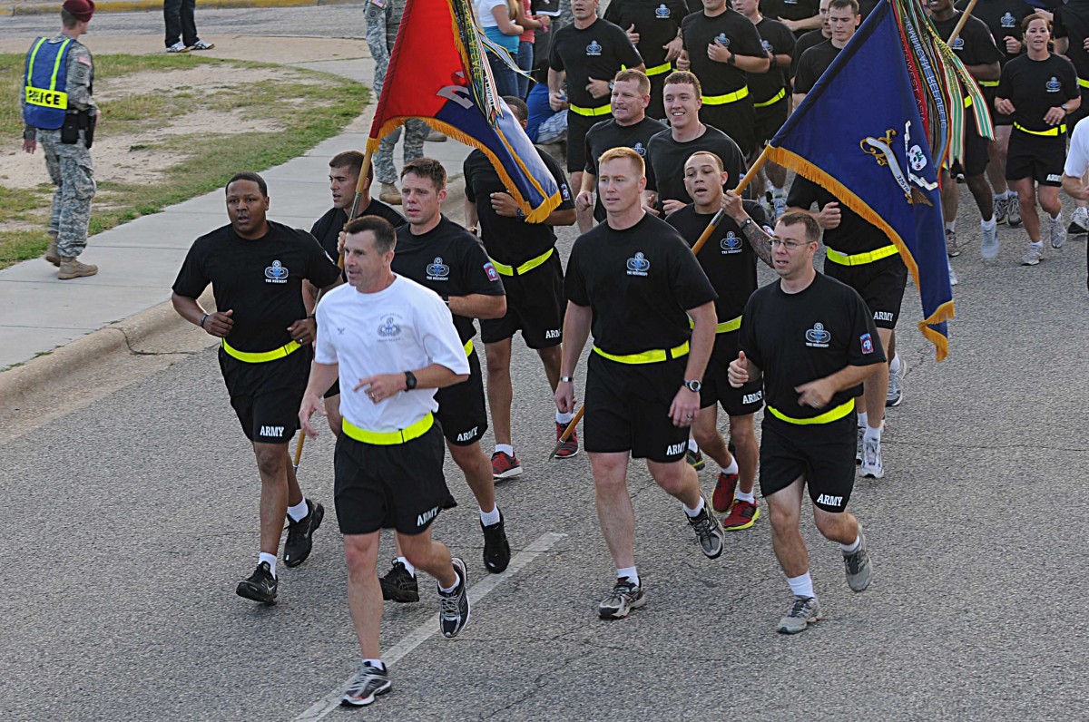 82nd Airborne Division Run Kicks Off 2011 All American Week | Article ...