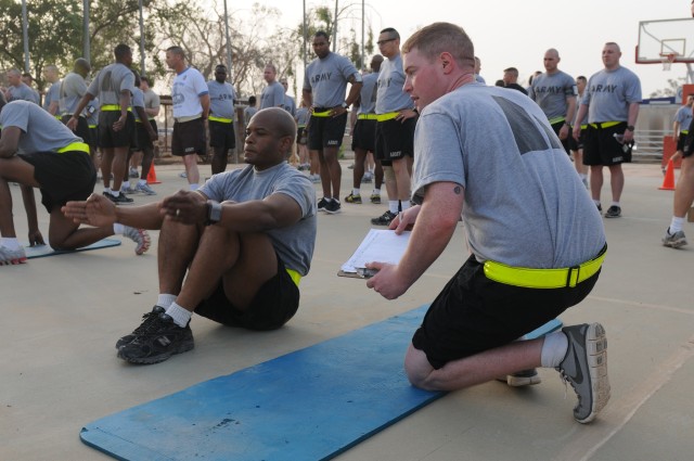Senior leaders review proposed Army PT test