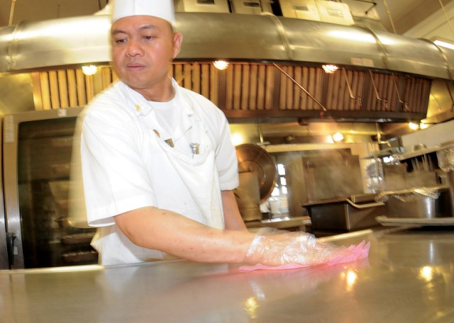 Food service Soldiers daily toil far cry from glamour of Culinary Arts ...