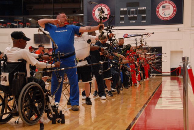 Compound bow competition
