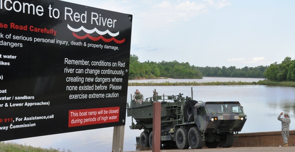 Louisiana Guard search, rescue boat teams prepare to help flood victims ...