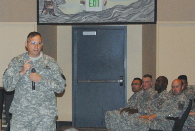 Chief of the Army Reserve visits 9th MSC Soldiers and families in Alaska